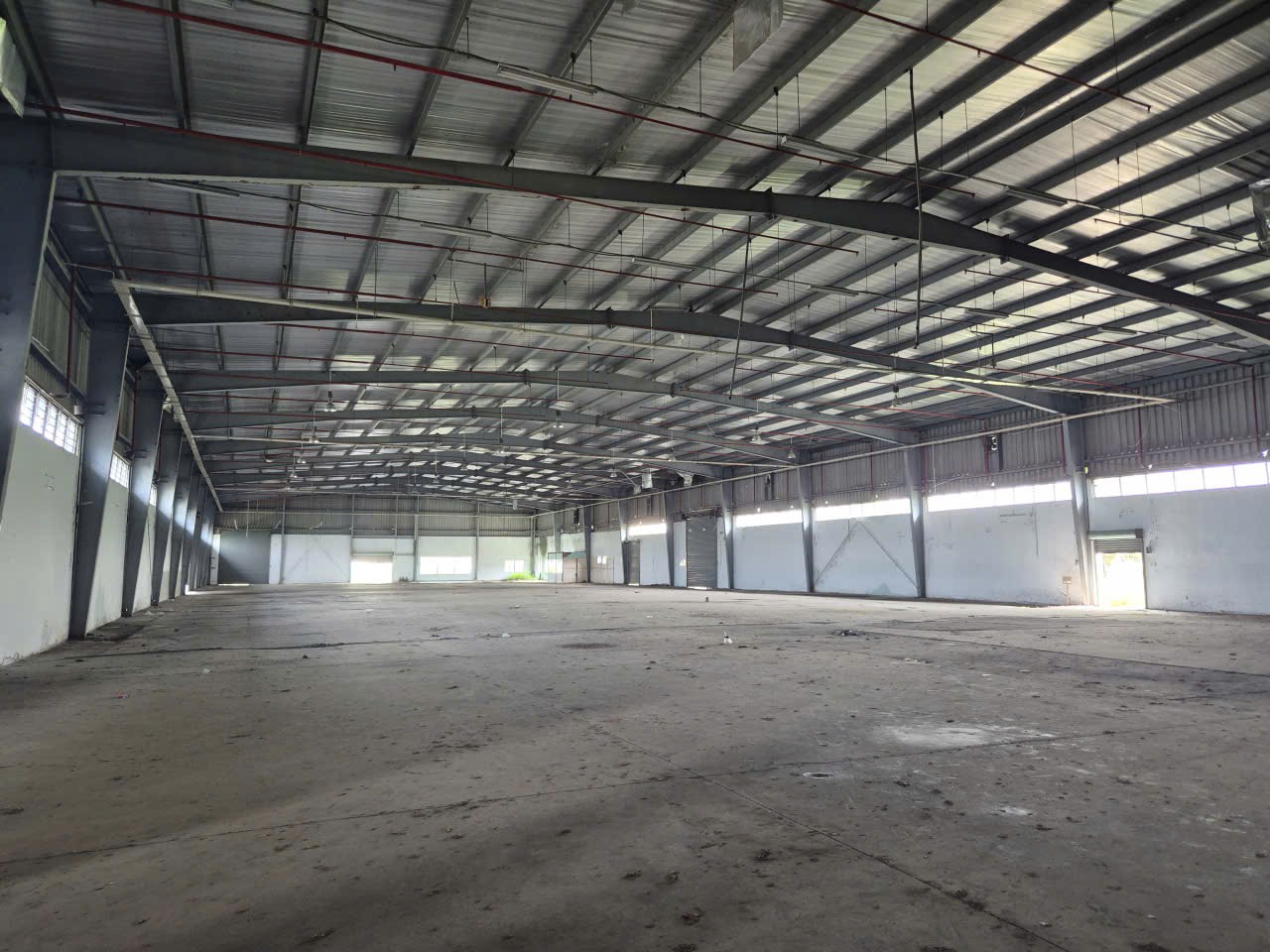 CHUYỂN NHƯỢNG NHÀ XƯỞNG LÔ GÓC 2 MẶT TIỀN – KCN NHƠN TRẠCH – 24.000m² – CHỈ 90 TỶ