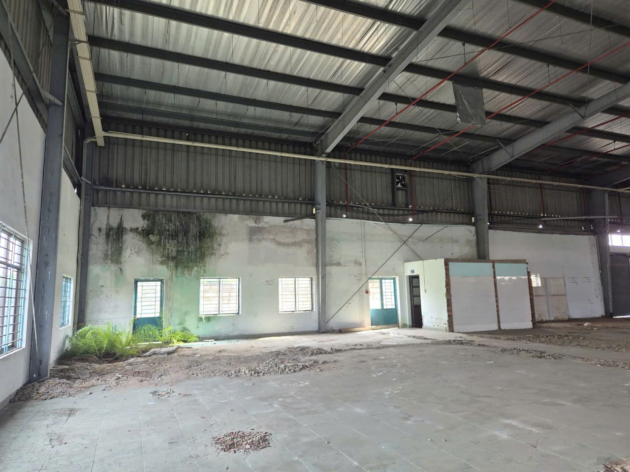 CHUYỂN NHƯỢNG NHÀ XƯỞNG LÔ GÓC 2 MẶT TIỀN – KCN NHƠN TRẠCH – 24.000m² – CHỈ 90 TỶ