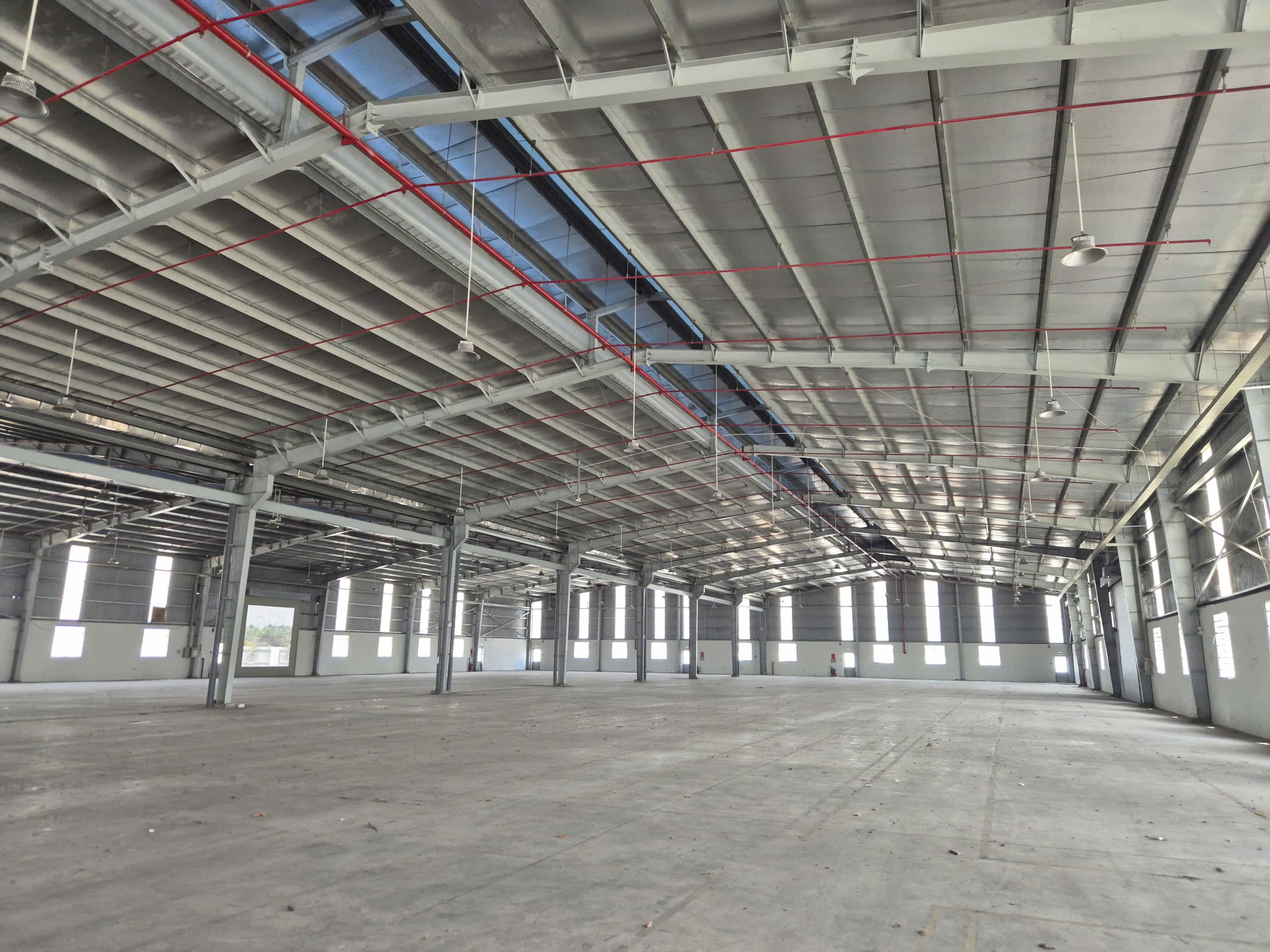 Bán nhà xưởng KCN Trảng Bom diện tích 10.700m2 giá 95 tỷ