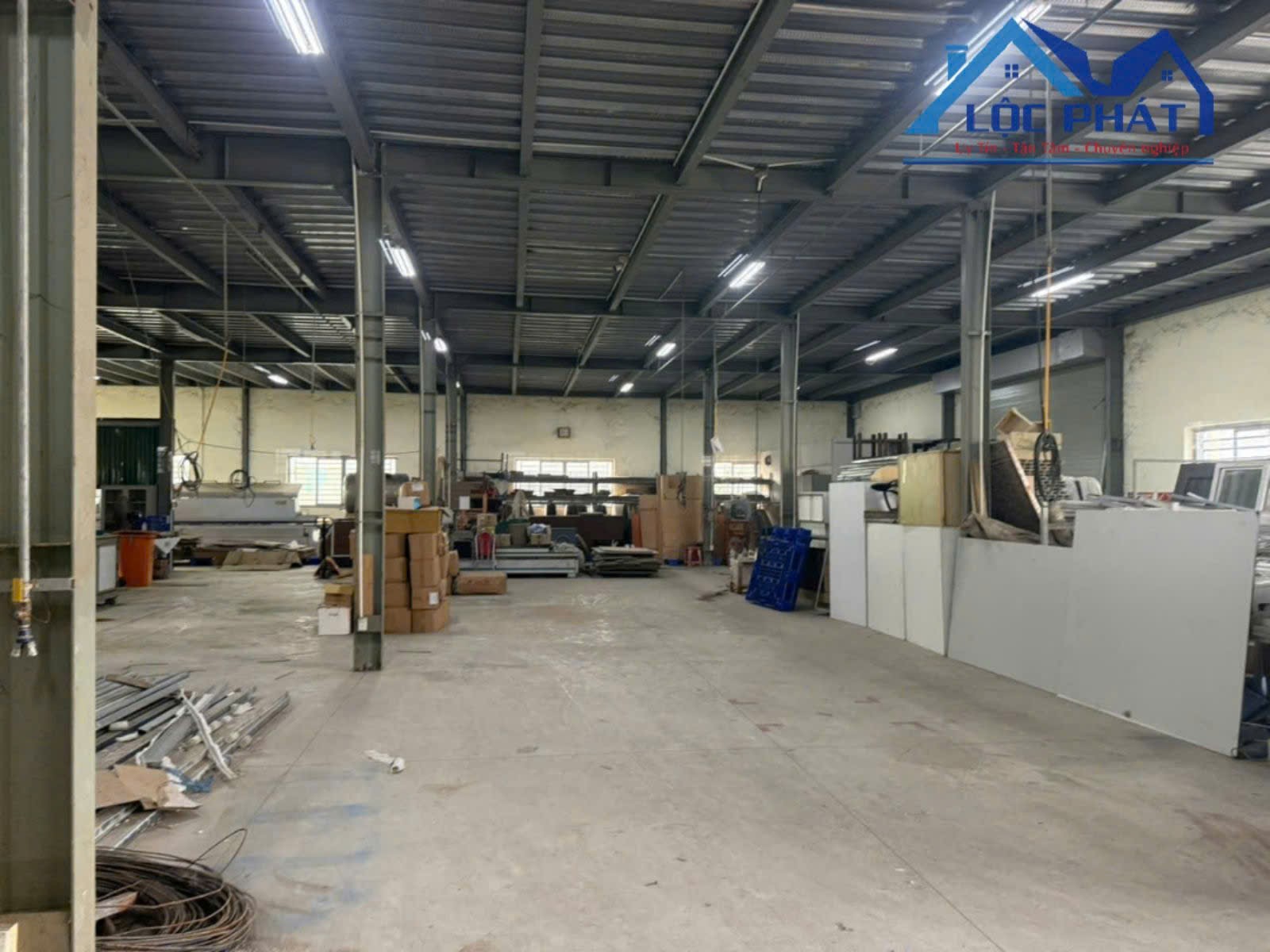 Bán nhà Xưởng tại Phường Trảng Dài Đồng Nai diện tích gần 2000m2 giá 25 tỷ