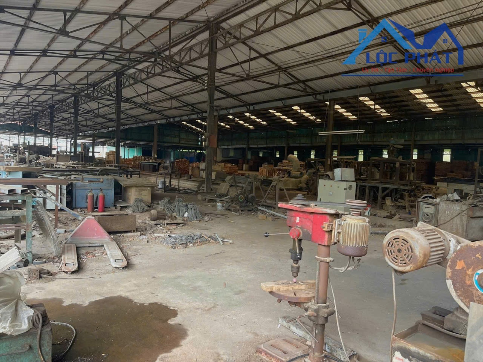 CẦN CHUYỂN NHƯỢNG NHÀ XƯỞNG GỖ QUY MÔ 7,5HA – PHÁP LÝ CHUẨN – VẬN HÀNH NGAY CHỈ 250 TỶ