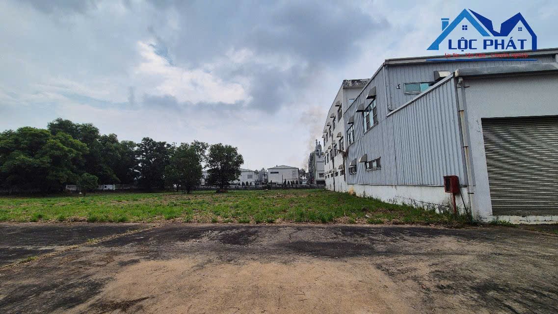 Chuyển nhượng nhà máy tại KCN Long Thành Đồng Nai hơn 16.470m2 giá chỉ 123 tỷ