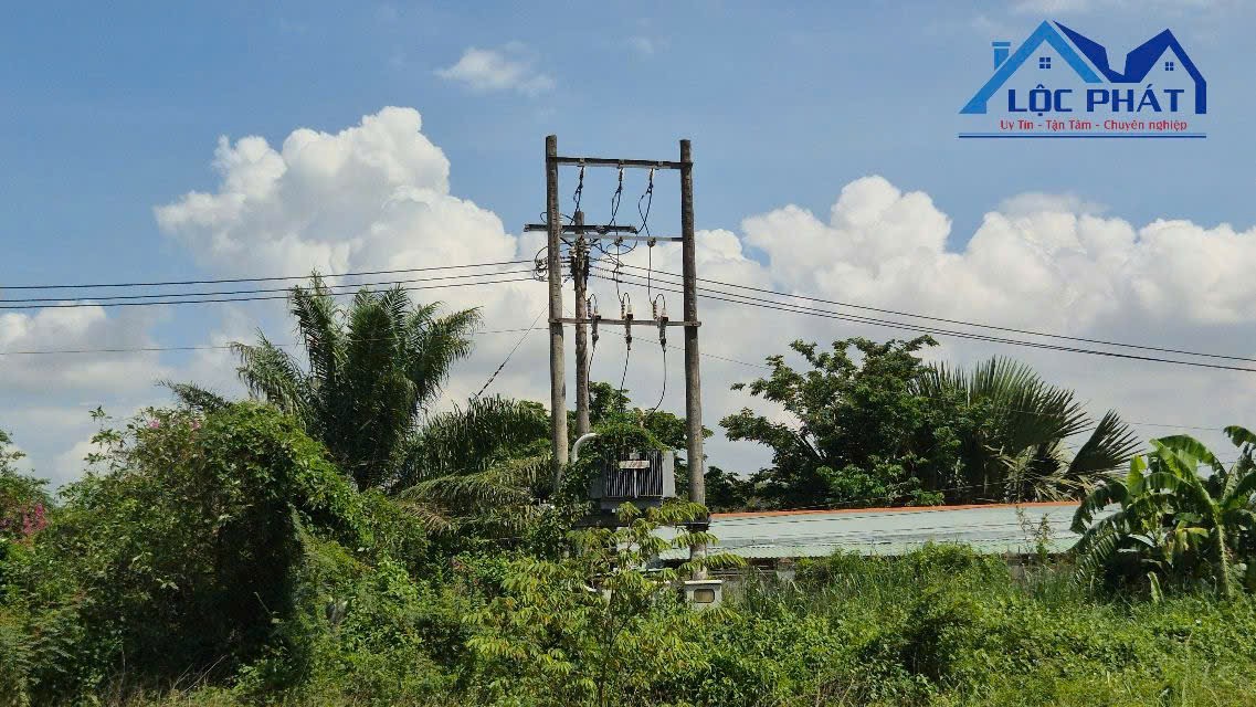 Bán đất full SKC hơn 4,5ha và xưởng tại phường Phươcs Tân TP Đồng Nai giá 3,5 tr/m2 lh 0933725660