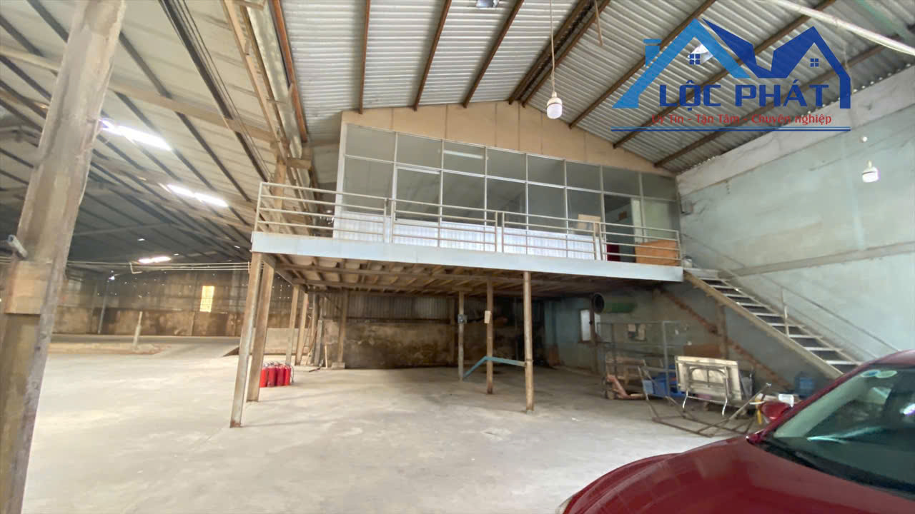 Cho thuê nhà xưởng 5000m2 giá chỉ 50 nghìn/m2 tại Biên Hòa QL51