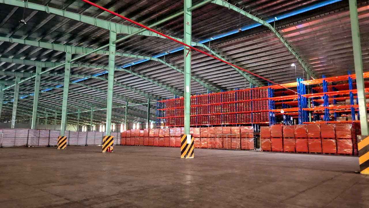 Cho thuê kho trong KCN Biên Hòa dt từ 1000m2 đến 22000m2 giá chỉ 70K/m2