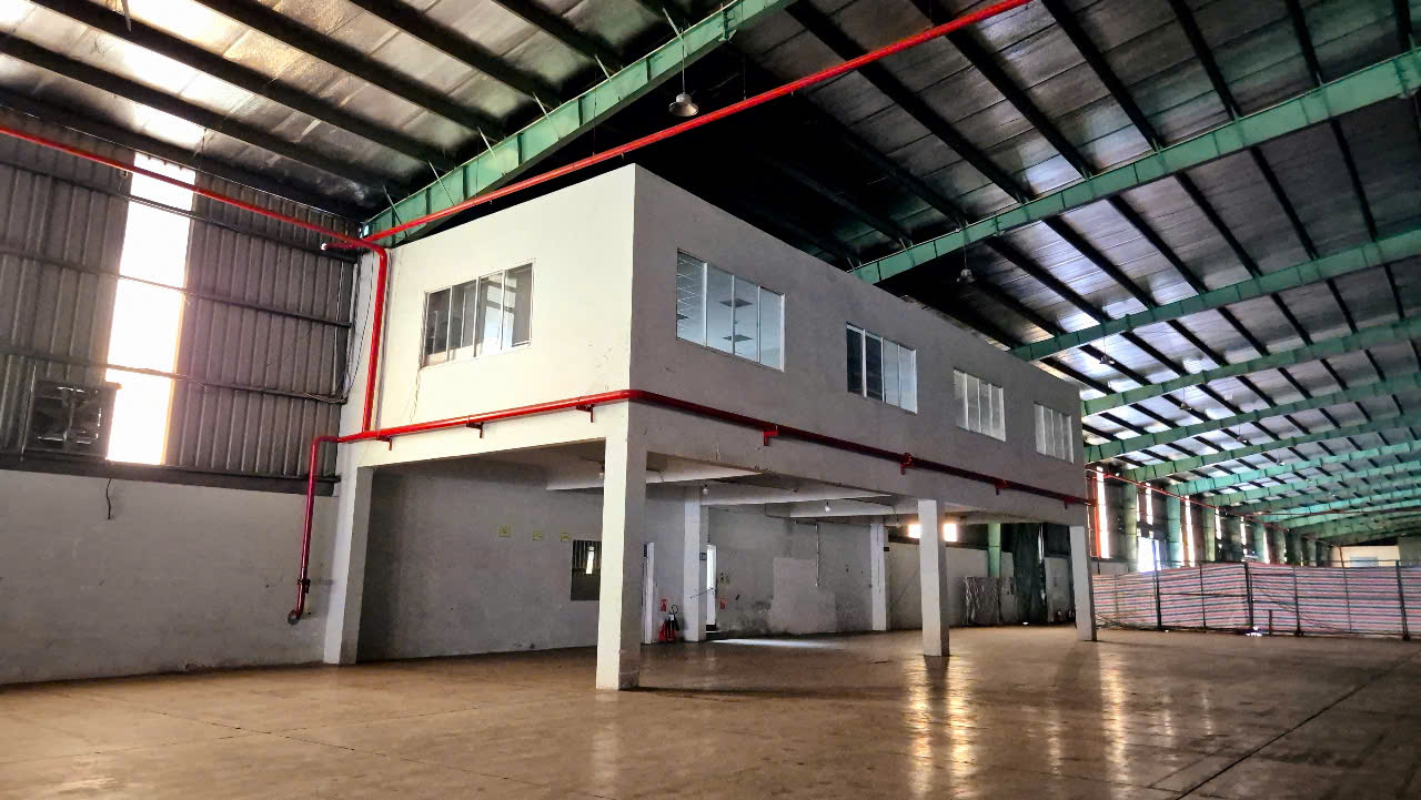 Cho thuê kho trong KCN Biên Hòa dt từ 1000m2 đến 22000m2 giá chỉ 70K/m2