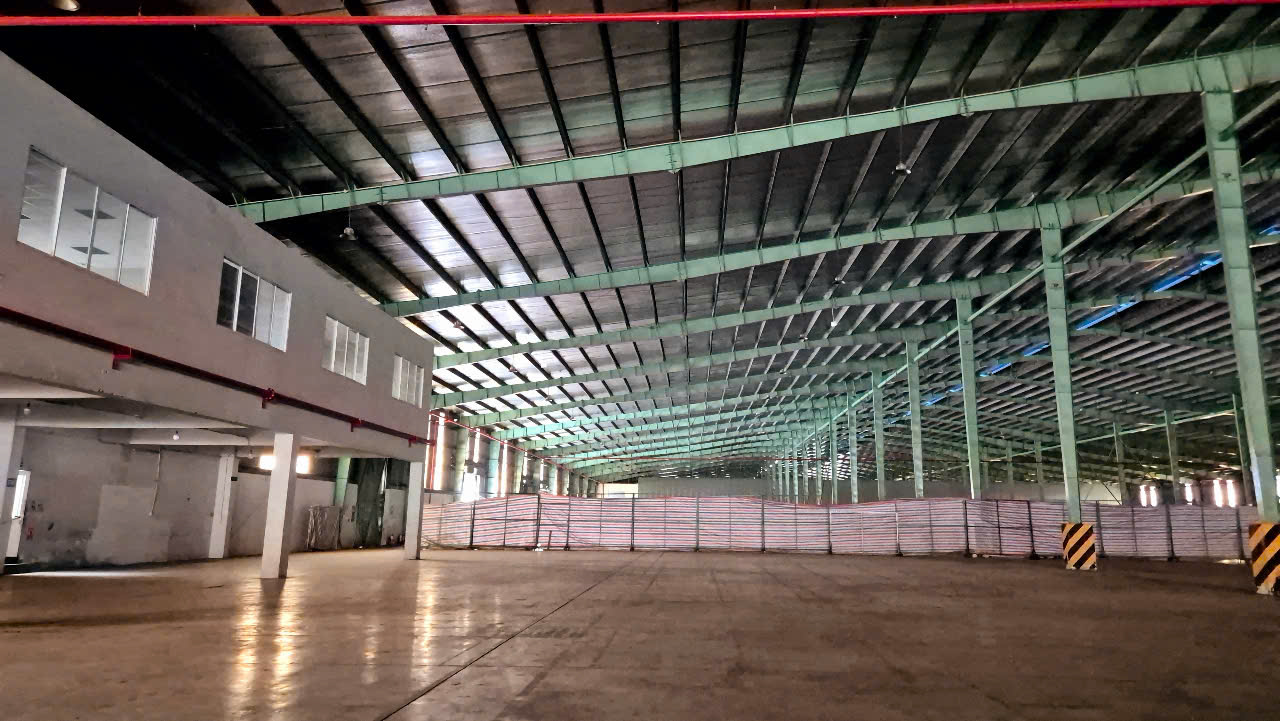 Cho thuê kho trong KCN Biên Hòa dt từ 1000m2 đến 22000m2 giá chỉ 70K/m2