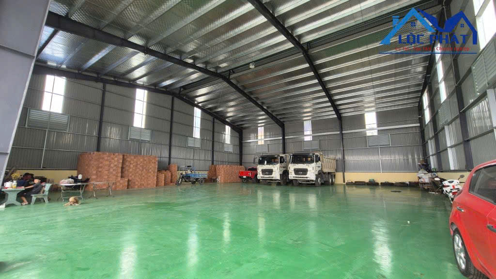 Cho thuê nhà xưởng mới tinh tại Biên Hòa dt 800m2 giá 40 triệu lh 0933725660
